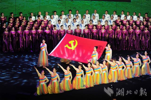 国网平舆县供电公司:主动出击查隐患 护航群众过春节
